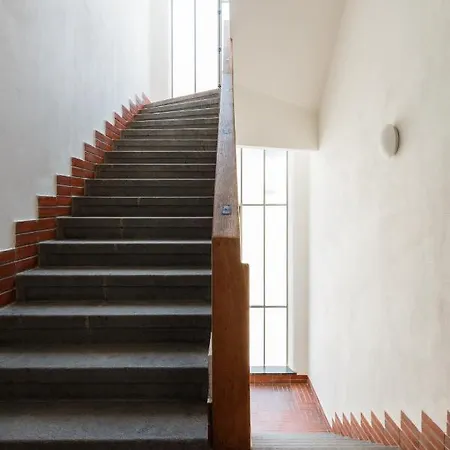 Designer Studio In New Town By Days * Praga