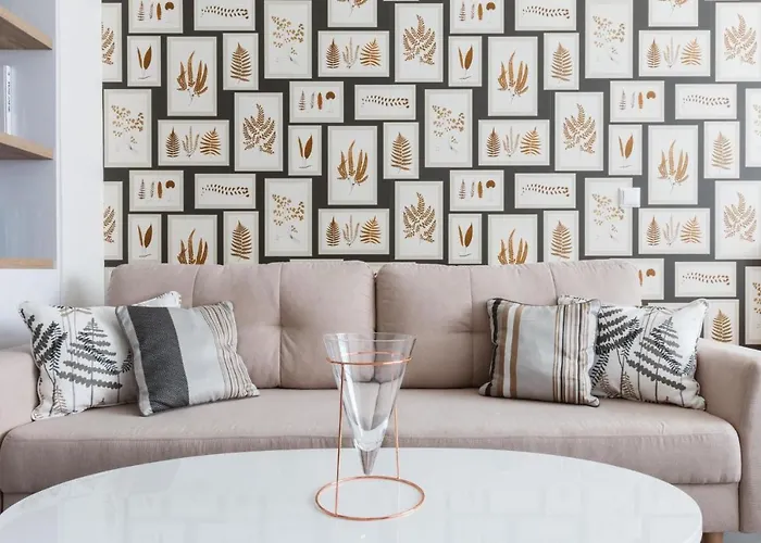 Designer Studio In New Town By Days Praga